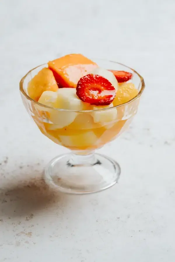 Ensalada de frutas naturales · Churrasquería Rodeo Grill