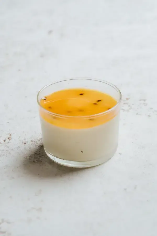 Mousse de fruta de la pasión · Churrasquería Rodeo Grill